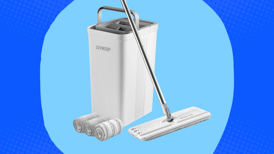 The white mop and bucker set with three cloth mop heads on a blue background