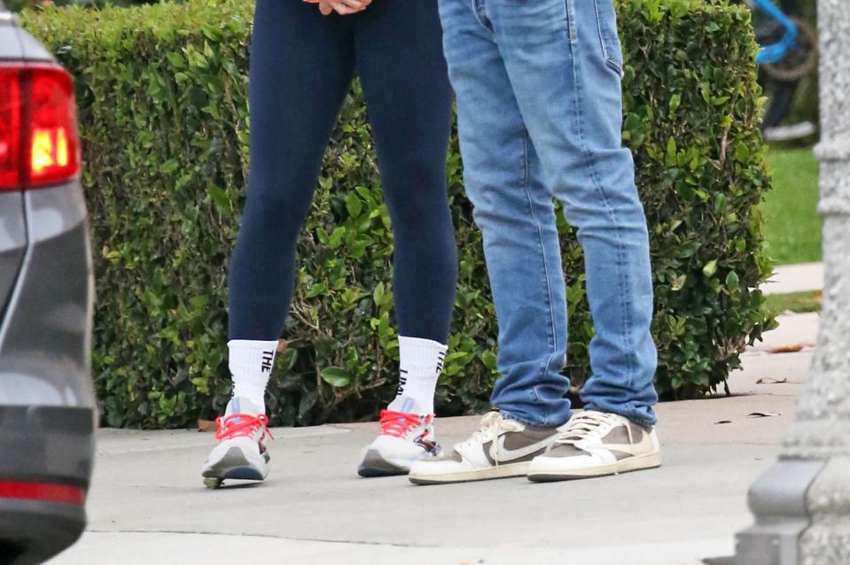 Ben Affleck and Jennifer Garner spotted in Santa Monica, Calif., wearing Travis Scott x Air Jordan and the Brooks 21 Glycerin sneakers