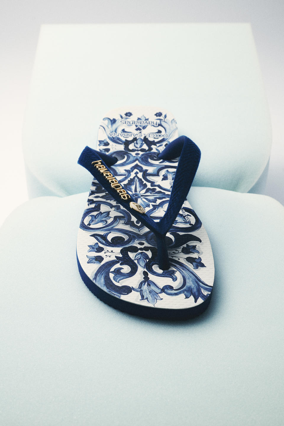 Dolce & Gabbana x Havaianas collection