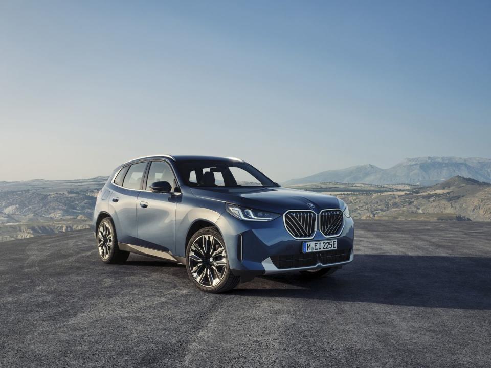 2025 bmw x3 launch photos