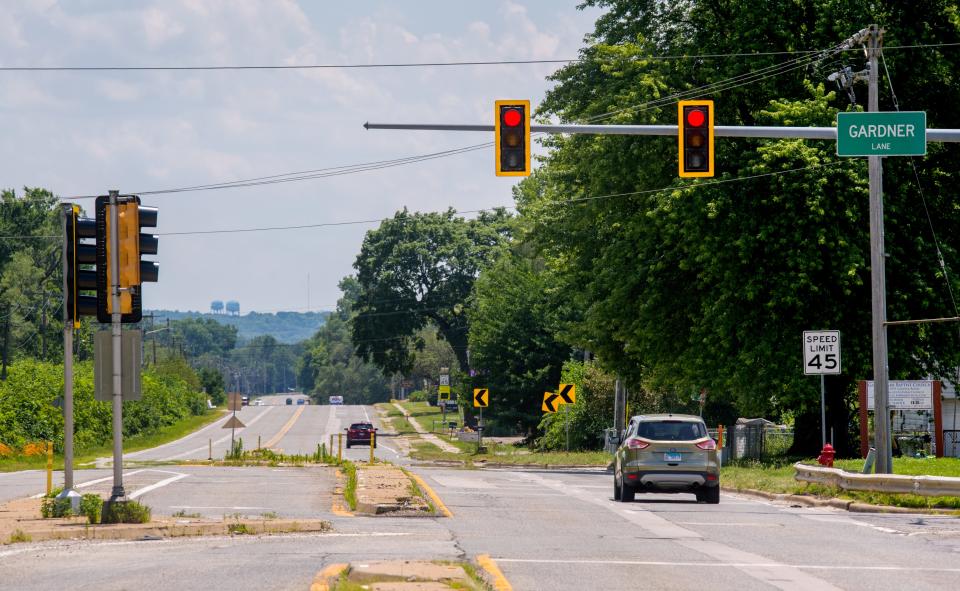 Traffic moves south on Galena Road at the intersections with Gardner Lane in Peoria Heights.