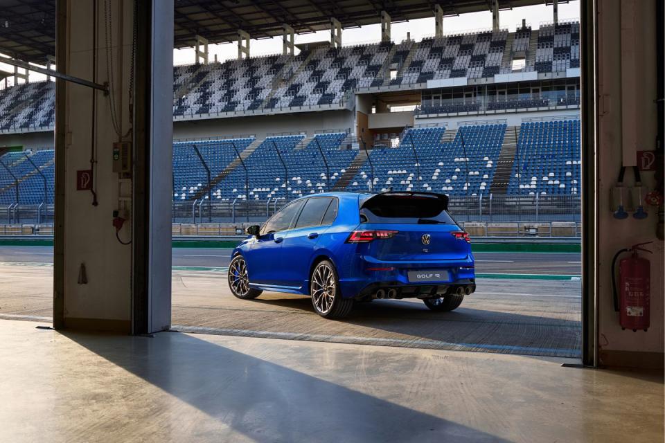 2025 vw golf r