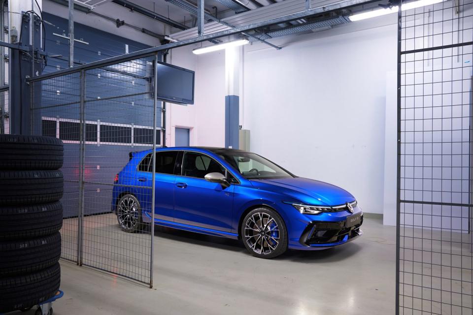 2025 vw golf r