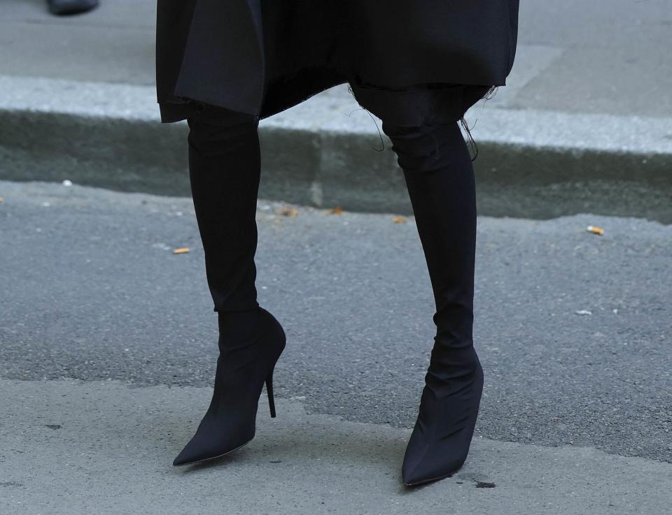 Teyana Taylor, Balenciaga, Haute Couture, sock boots, knee-high, suede, black, blazer, oversized