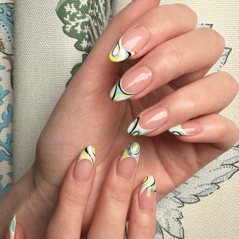 <p><a href="https://www.instagram.com/kimkimnails/" data-component="link" data-source="inlineLink" data-type="externalLink" data-ordinal="1">@kimkimnails</a> / Instagram</p>