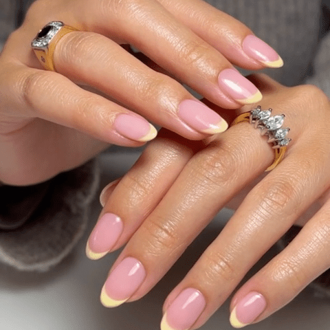 <p><a href="https://www.instagram.com/swaknails/" data-component="link" data-source="inlineLink" data-type="externalLink" data-ordinal="1">@swaknails</a> / Instagram</p>