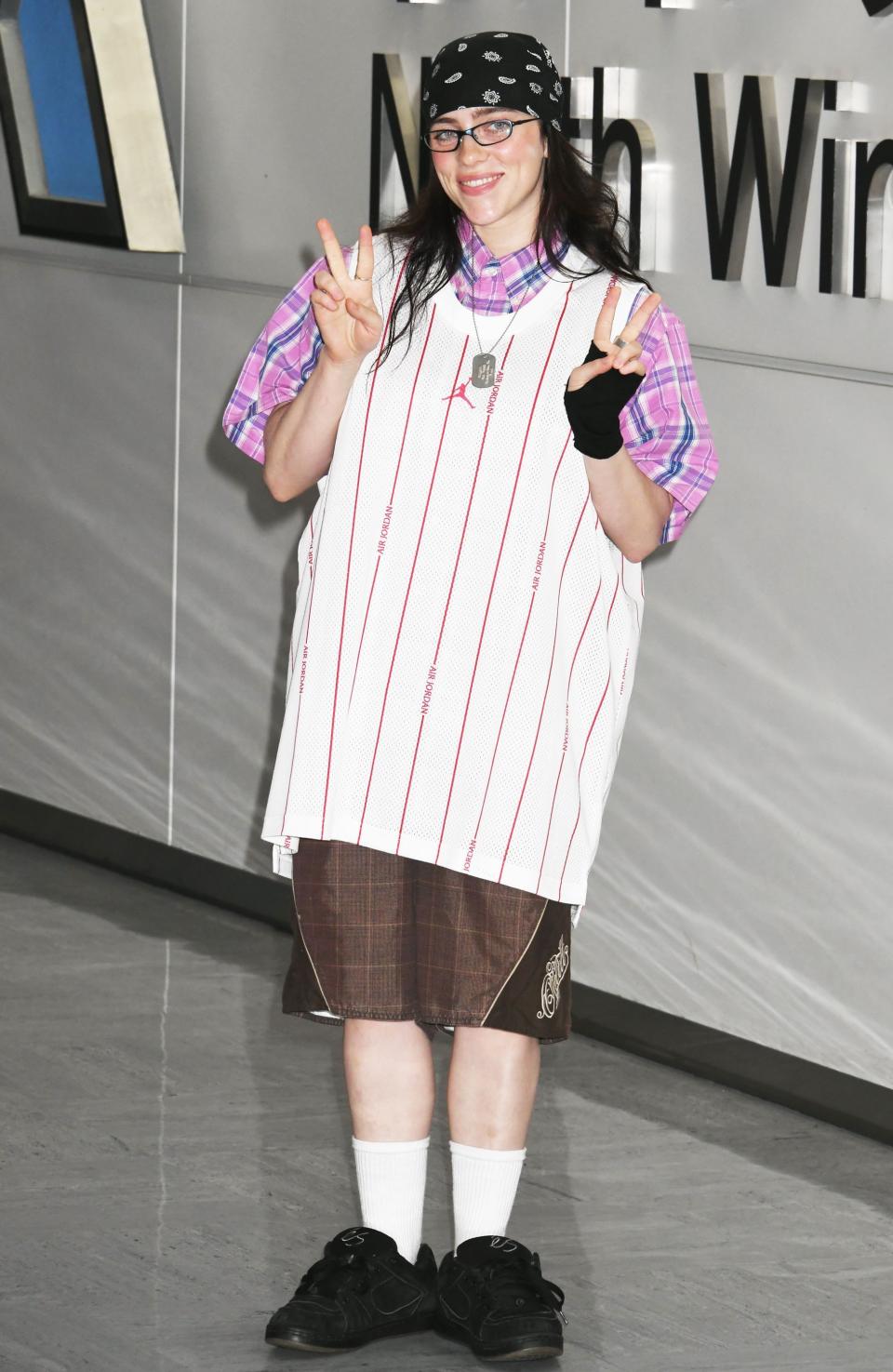 Billie Eilish, sneakers, Japan, chunky sneakers, skateboarding shoes, tomboy, airport