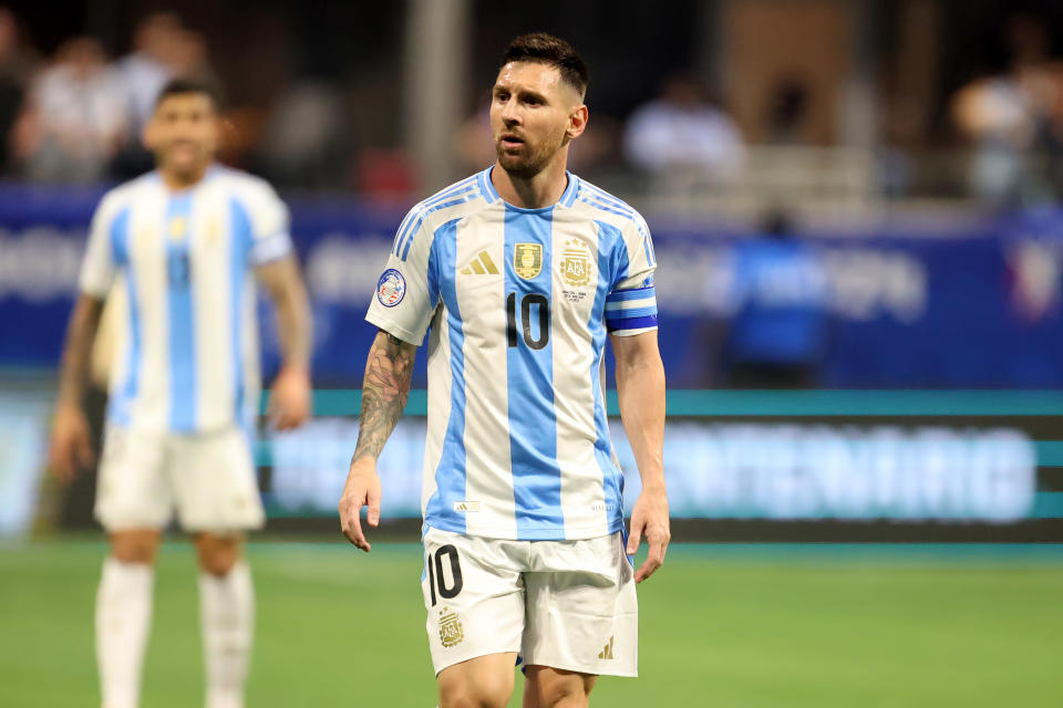 ATLANTA, GA - JUNE 20: Argentina forward Lionel Messi (10) during the CONMEBOL Copa America match between Argentina and Canada on June 20, 2024 at Mercedes Benz Stadium in Atlanta, Georgia. (Photo by Michael Wade/Icon Sportswire via Getty Images)