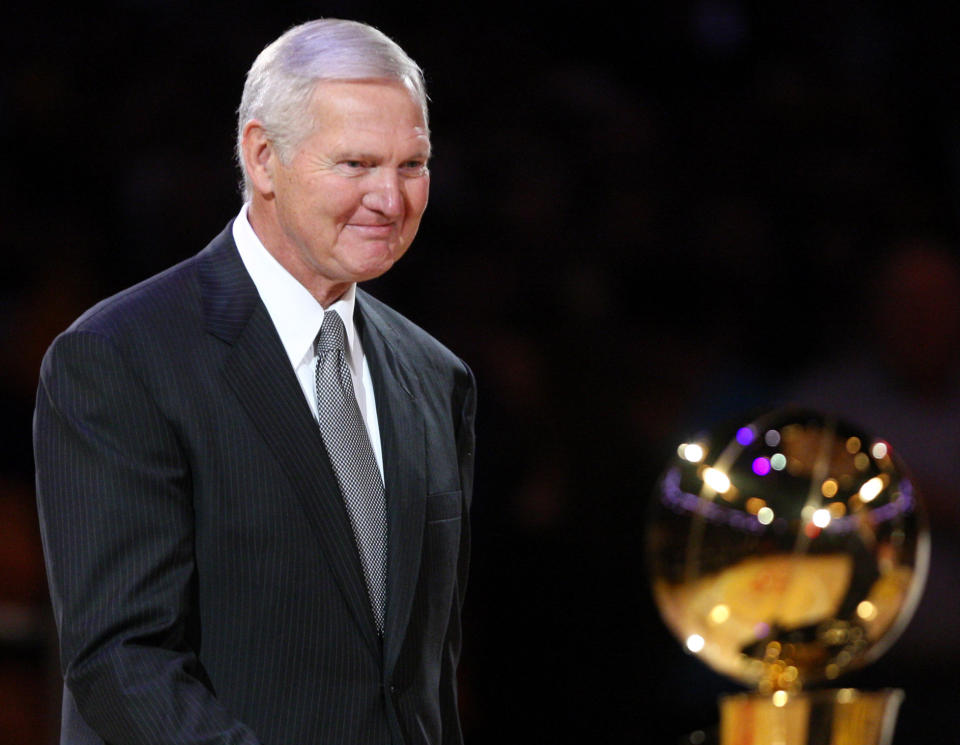 Los Angeles, CA - October 27:  Former Los Angeles Lakers' and Hall of Famer Jerry West passes away at 86. former Los Angeles Lakers' and Hall of Famer Jerry West with the Larry O'Brien Championship Trophy before a basketball game at the Staples Center on Tuesday, October 27, 2009 in Los Angeles. (Photo by Keith Birmingham/MediaNews Group/Pasadena Star-News via Getty Images)