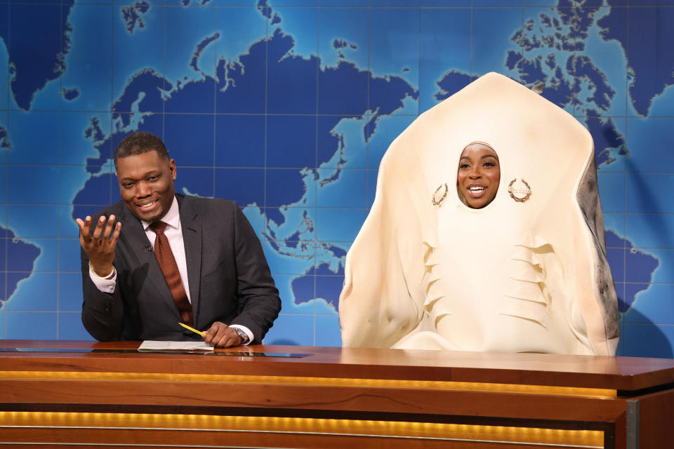  Michael Che and Ego Nwodim as Charlotte the Stingray during SNL's Weekend Update segment on Saturday, March 2, 2024. / Credit: Will Heath/NBC via Getty Images