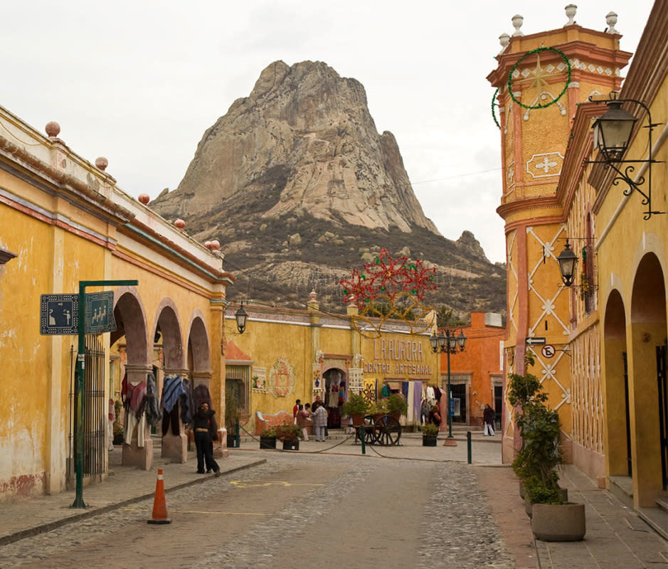 A two-hour drive from San Miguel de Allende leads to the charming colonial town of Bernal—and the gateway to Mexico's mightiest monolith. 