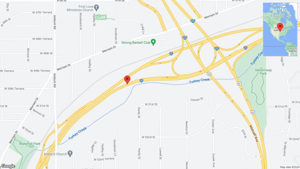 A detailed map that shows the affected road due to 'Warning in Mission: Crash reported on northbound I-35' on July 24th at 3:08 p.m.