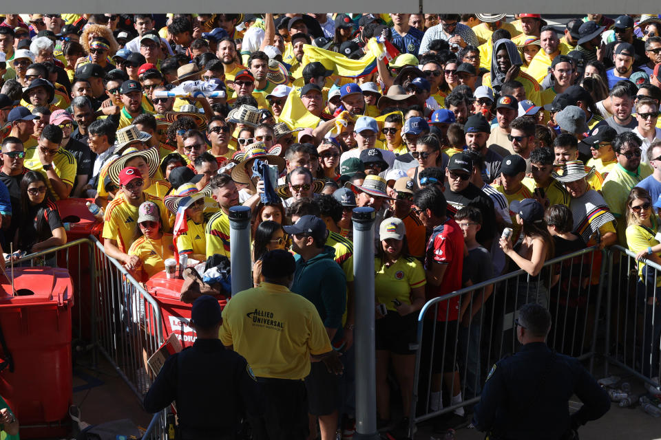 SANTA CLARA, CALIFORNIA - JULY 2: supporters are kept waiting for security checks in the heat before entering the stadium prior to the CONMEBOL Copa America 2024 match between Brazil and Colombia  at Levi's Stadium on July 2, 2024 in Santa Clara, California. (Photo by Mark Leech/Offside/Offside via Getty Images)