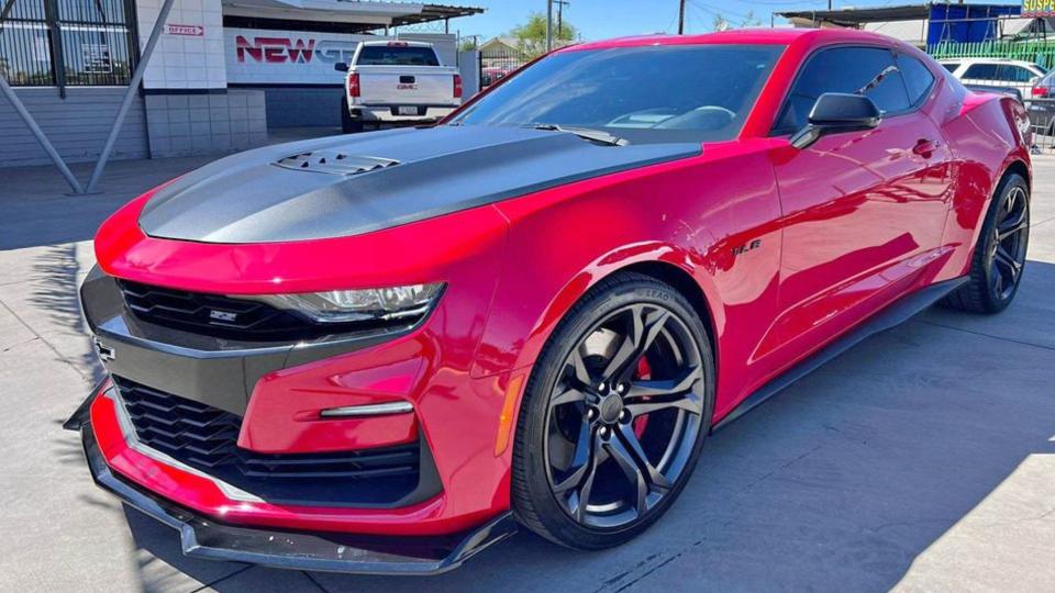 Owners Claim Camaros, Other GM Vehicle Fobs Are Easily Hacked