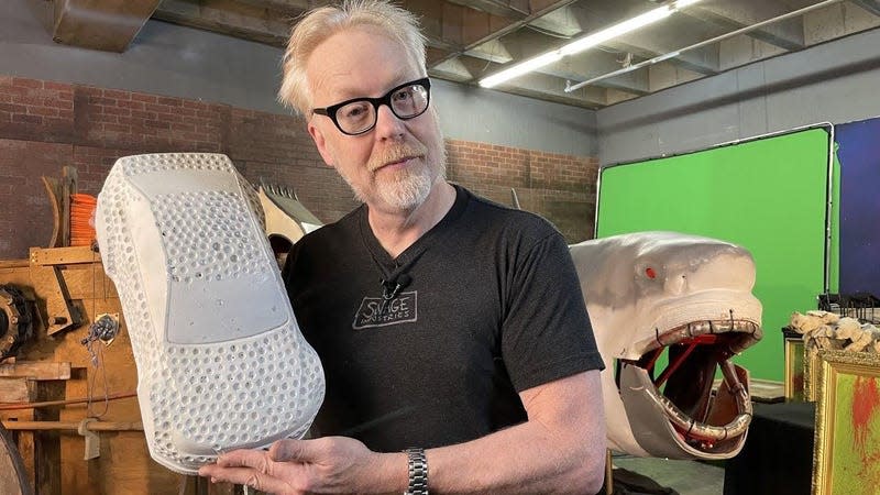 Screenshot: Adam Savage’s Tested/ YouTube (<a class="link " href="https://youtu.be/snNL5GgOq_c?si=N4Llf1iRhlwxkwfk" rel="nofollow noopener" target="_blank" data-ylk="slk:Fair Use;elm:context_link;itc:0;sec:content-canvas">Fair Use</a>)