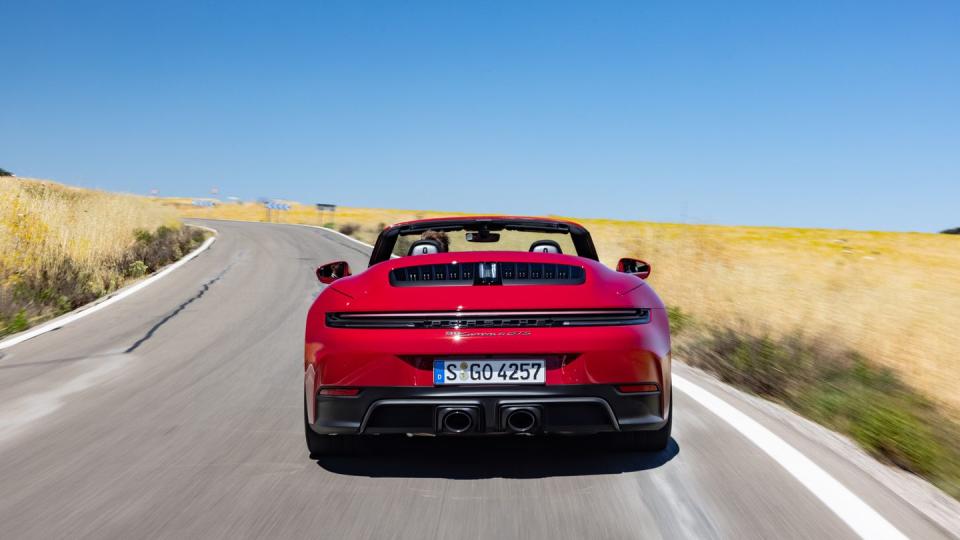 2025 porsche 911 carrera gts