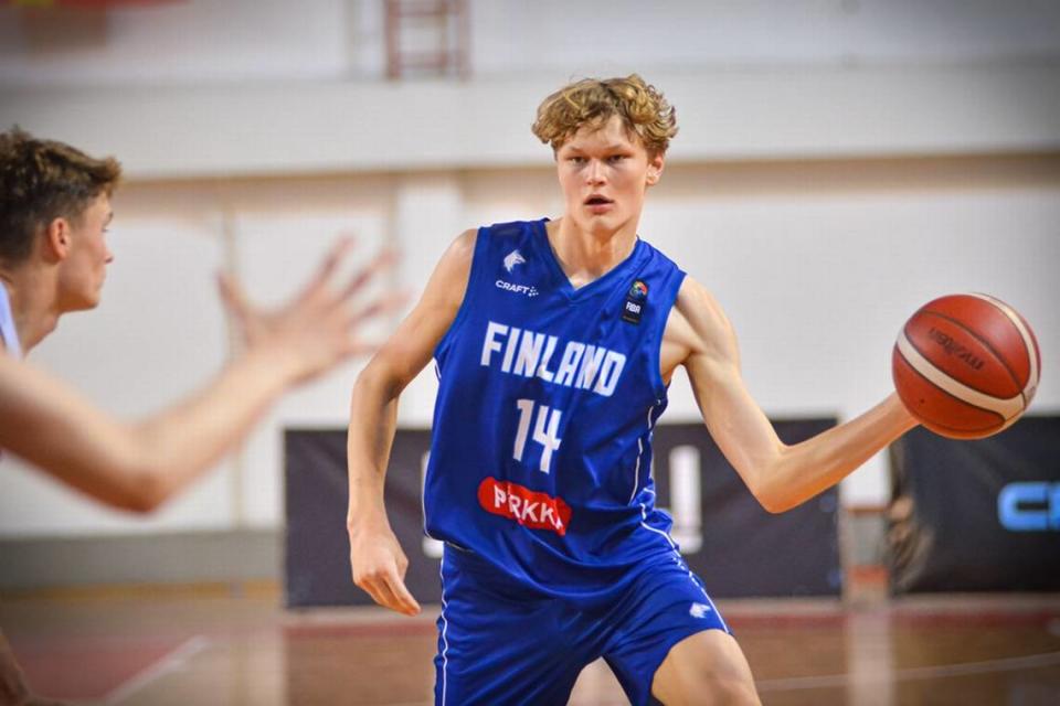 Miikka Muurinen was born in Finland but is playing high school basketball in the United States. This coming season, he’ll represent AZ Compass Prep in Arizona