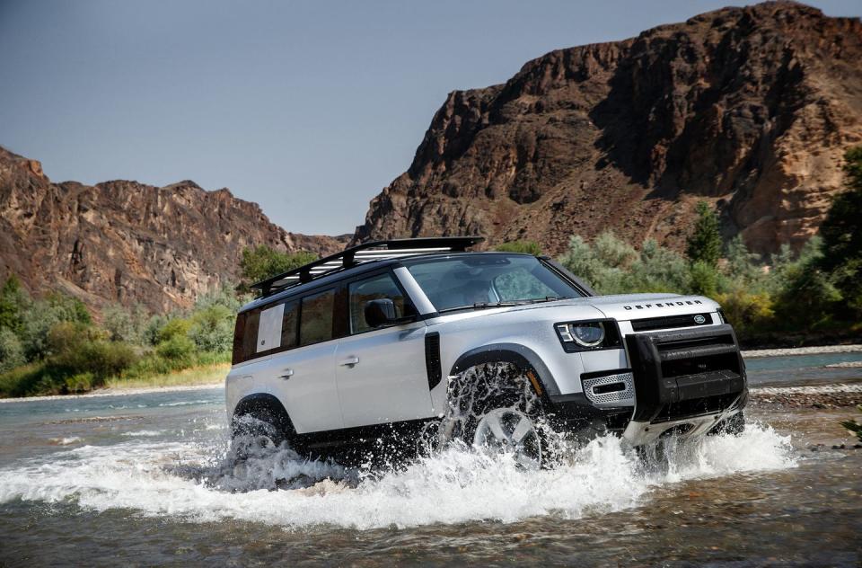 land rover defender 110