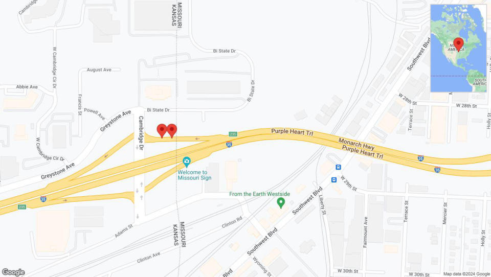 A detailed map that shows the affected road due to 'Broken down vehicle on East Cambridge Circle Drive in Kansas City' on August 15th at 7:54 p.m.