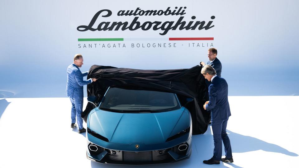 Winkelmann and his team unveil the Temerario at the Quail event in Carmel, California. (credit: Lamborghini).