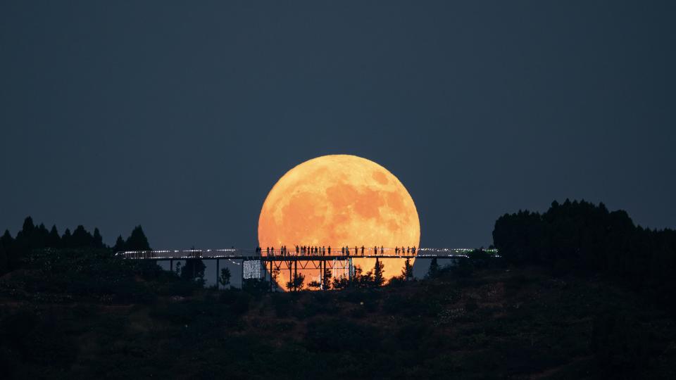 A supermoon rises over the Longquan Mountain Observation Deck on August 19, 2024 in Chengdu, Sichuan Province of China. / Credit: Yang Qitian/VCG via Getty Images