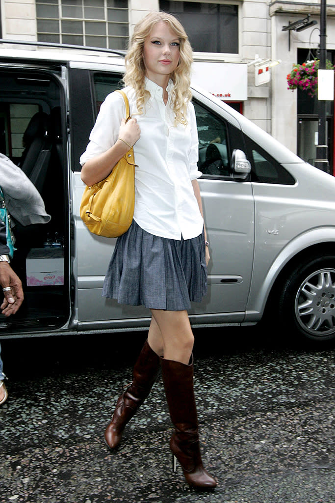 Taylor Swift: August 2009