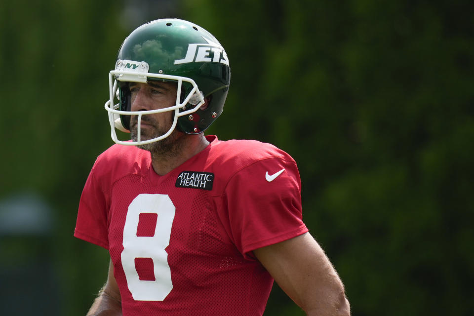 New York Jets quarterback Aaron Rodgers participates in a practice at the NFL football team's training facility in Florham Park, N.J., Tuesday, July 30, 2024. (AP Photo/Seth Wenig)