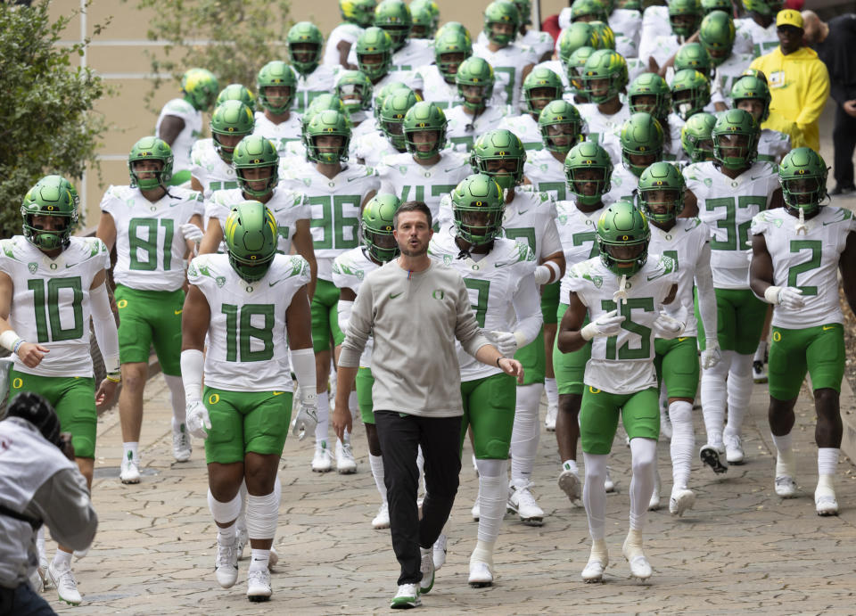 Dan Lanning's Oregon Ducks come in at No. 3 in our preseason rankings. (David Madison/Getty Images)