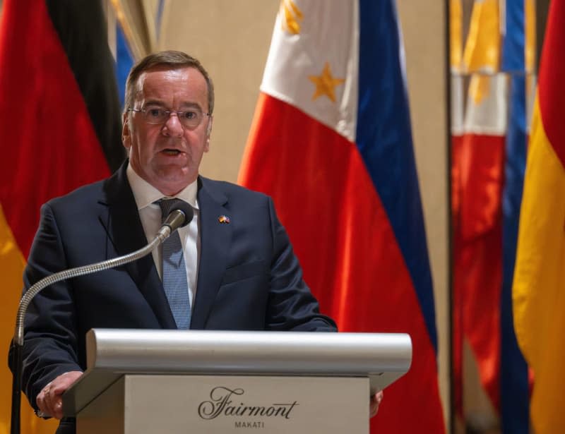 German Defence Minister Boris Pistorius (L) speaks during a joint press conference with his Philippine counterpart Gilberto Teodoro (Not Pictured). Soeren Stache/dpa