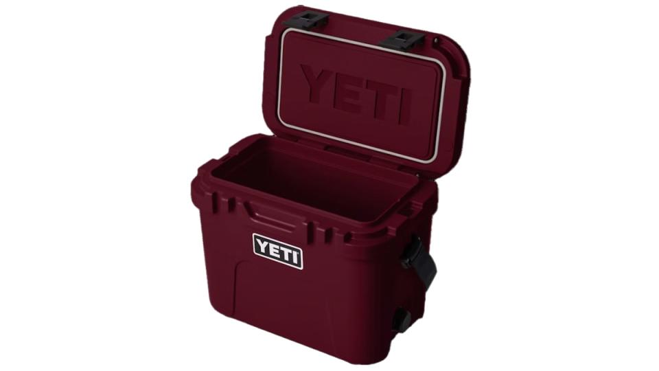 YETI Roadie 15 Hard Cooler 2