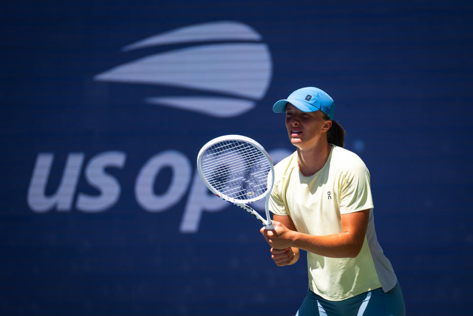 NEW YORK, NEW YORK - AUGUST 23: Iga Swiatek of Poland during practice ahead of the US Open at USTA Billie Jean King National Tennis Center on August 23, 2024 in New York City (Photo by Robert Prange/Getty Images)