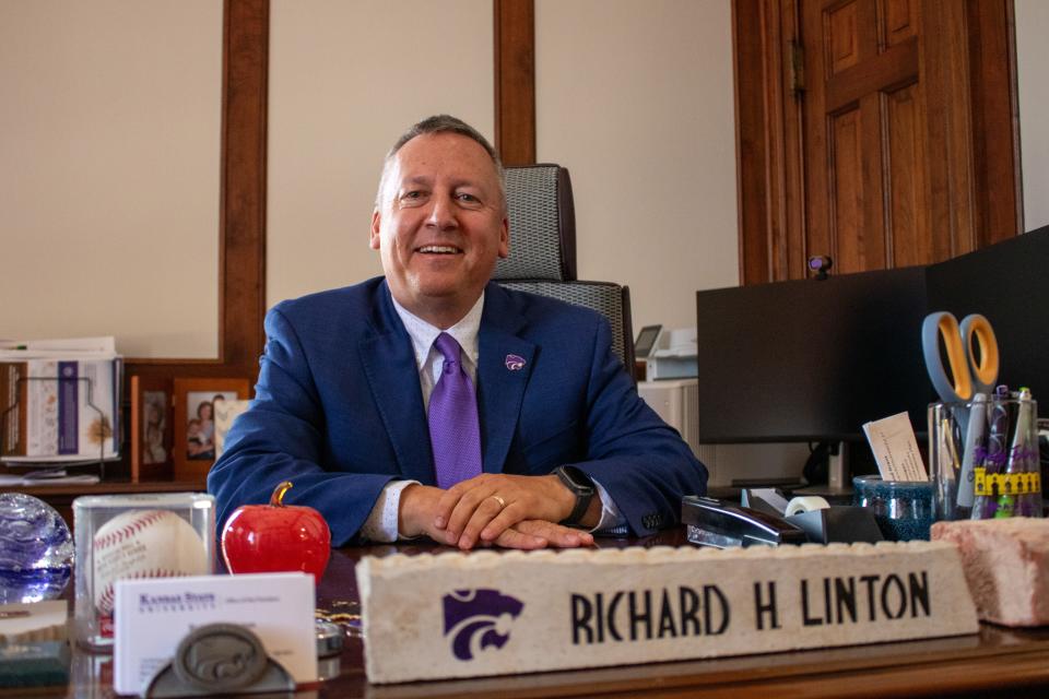 Kansas State University president Richard Linton received a 4% salary raise from the Kansas Board of Regents.