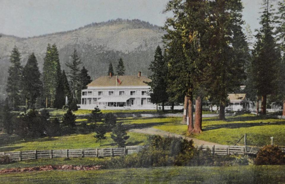 Wawona Hotel, c. 1920s postcard.