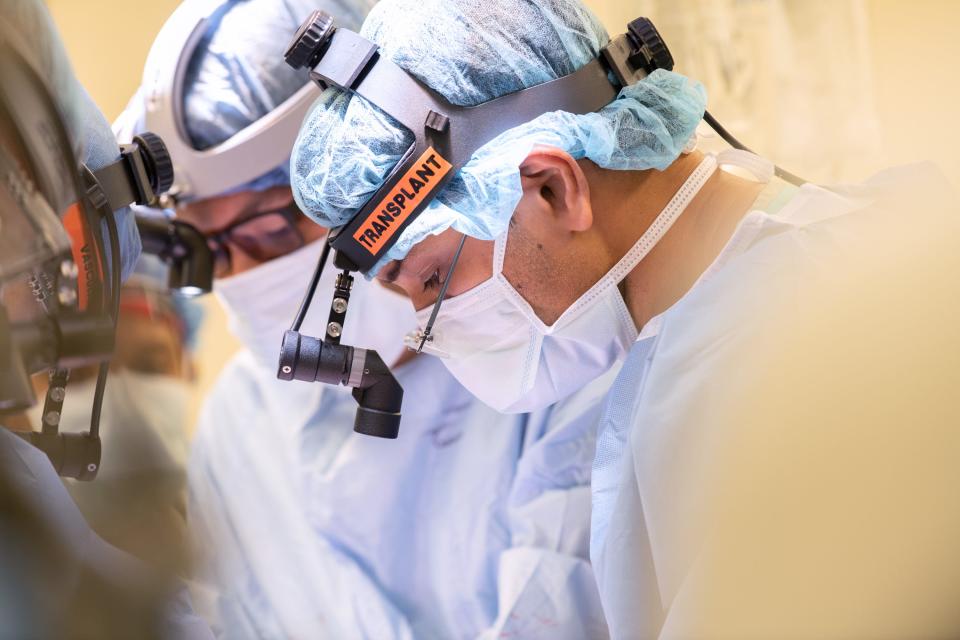 Dr. Ankit Bharat, chief of thoracic surgery and director of the Northwestern Medicine Canning Thoracic Institute, performing a double lung transplant on June 3, 2024.