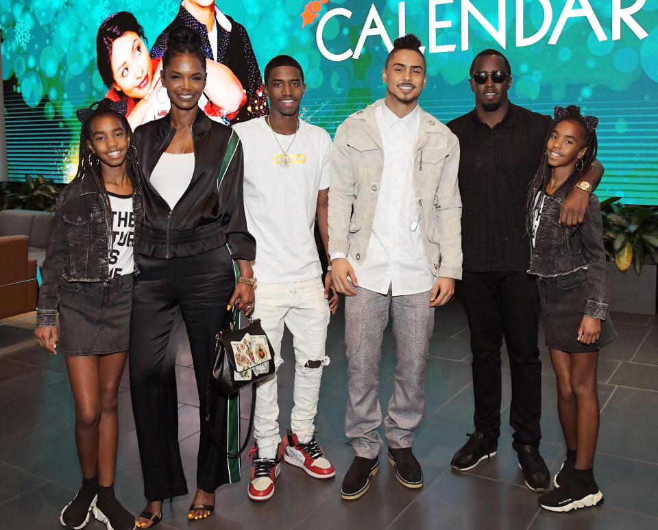 Kim Porter and Sean Combs with their children