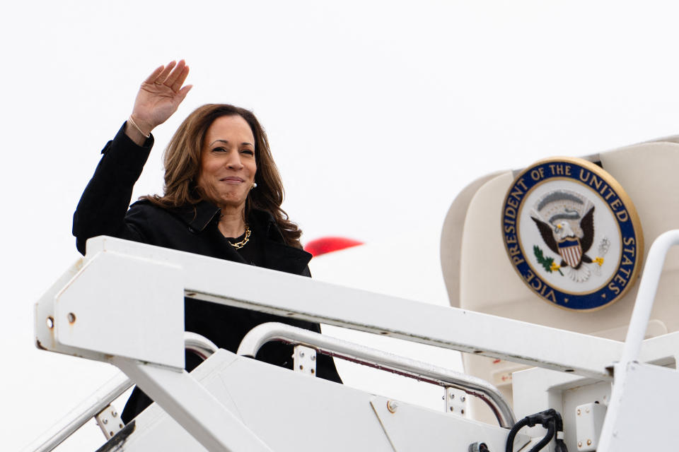 Democratic presidential candidate Vice President Kamala Harris boards Air Force Two in Maryland on Sept. 25. 