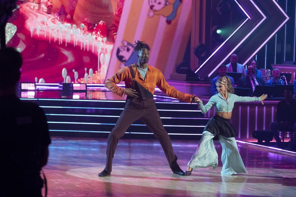 Dwight Howard, left, and his partner, Daniella Karagach, dance.