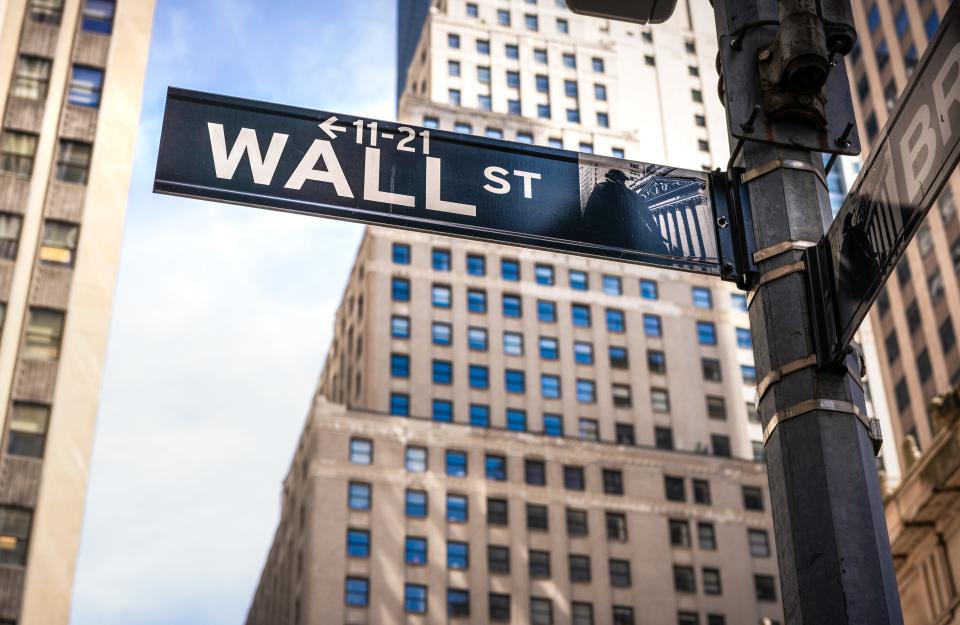 Close up of a Wall Street street sign