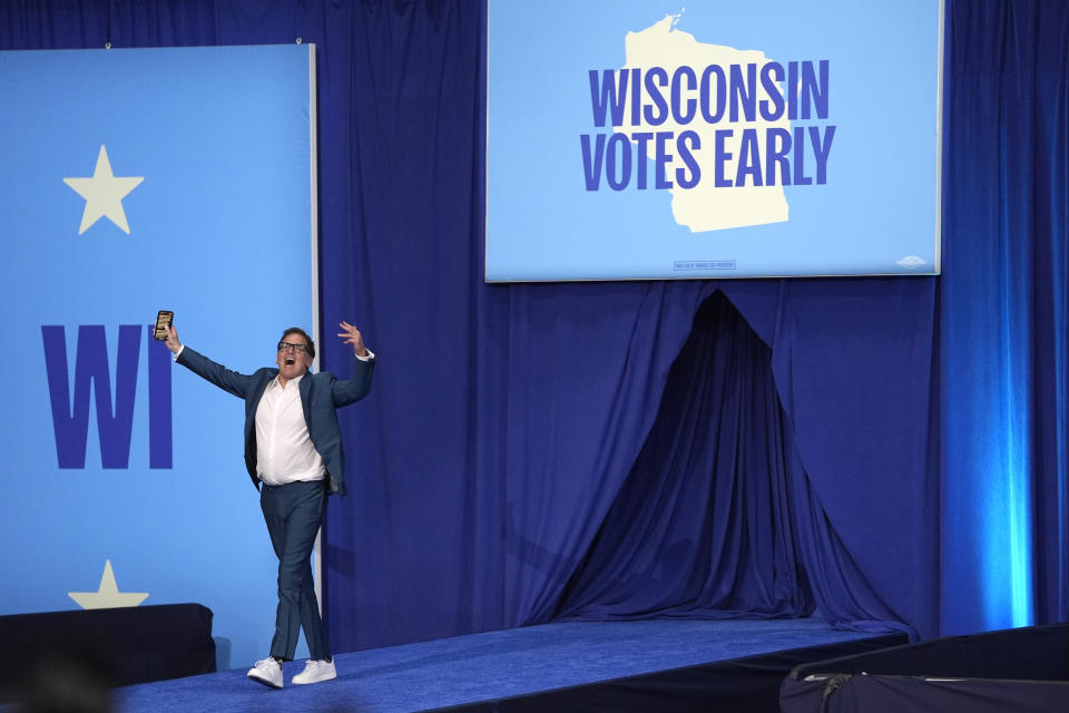 Mark Cuban arrives to speak at a campaign rally for Democratic presidential nominee Vice President Kamala Harris at the University of Wisconsin La Crosse, in La Crosse, Wis., Thursday, Oct. 17, 2024. (AP Photo/Abbie Parr)