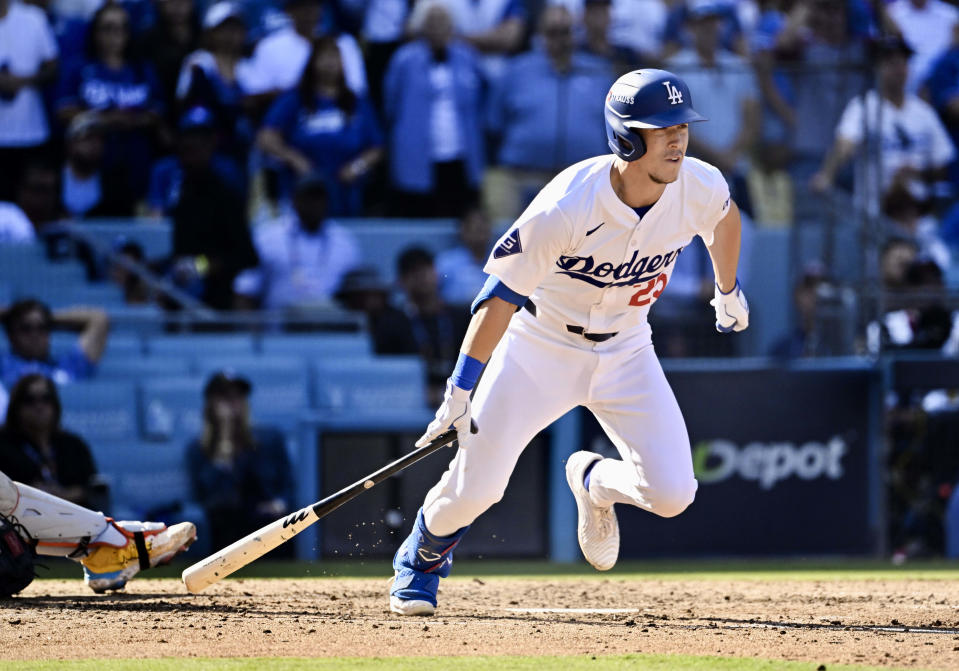 Los Angeles, CA - October 14:   Tommy Edman of the Los Angeles Dodgers hits a RBI single against the New York Mets inning of game 2 of a National League Championship Series playoff baseball game at Dodger Stadium on Monday, October 14, 2024. (Photo by Keith Birmingham/MediaNews Group/Pasadena Star-News via Getty Images)