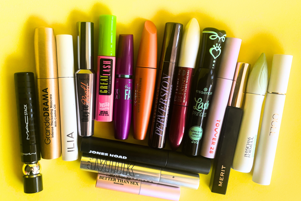 A sampling of our mascara test subjects (Yahoo)