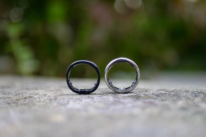 The RingConn Gen 2 next to the third generation Oura Ring.