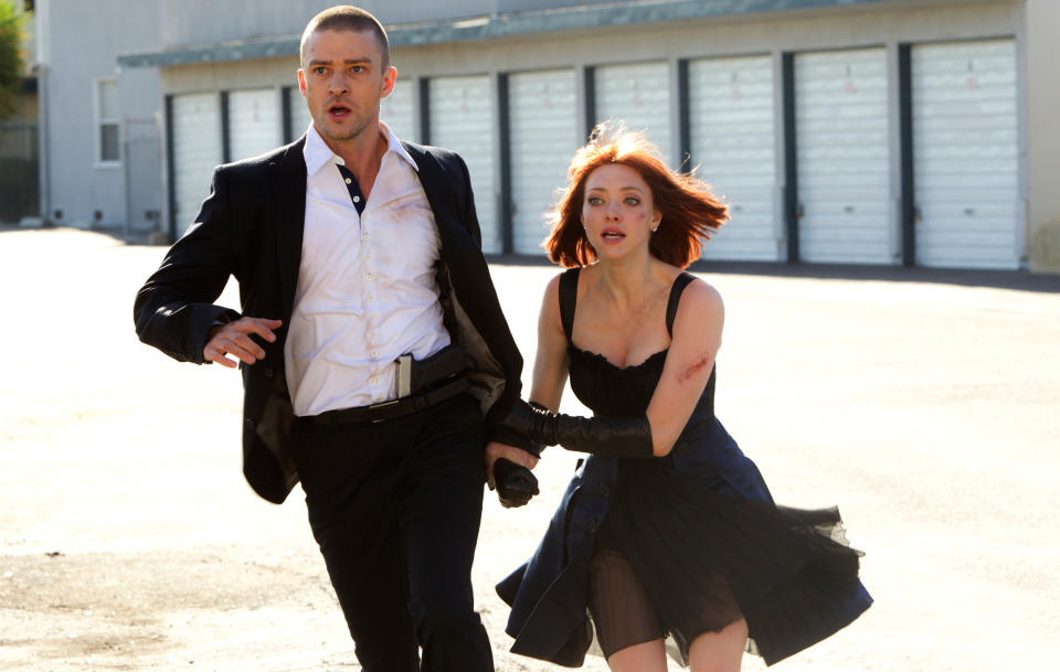 IN TIME, from left: Justin Timberlake, Amanda Seyfried, 2011. ph: Stephen Vaughan/TM and copyright ©Twentieth Century Fox Film Corporation. All rights reserved/Courtesy Everett Collection