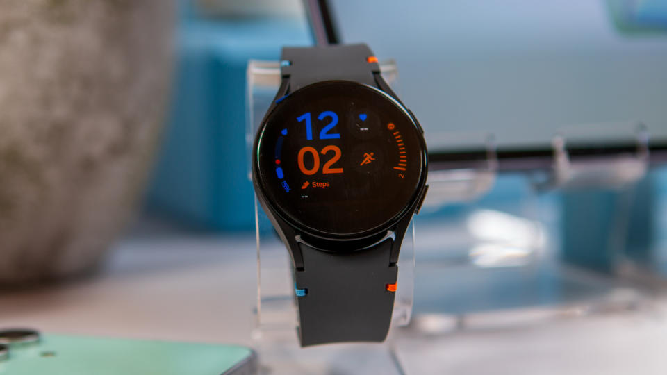  Samsung Galaxy Watch FE watchface. 