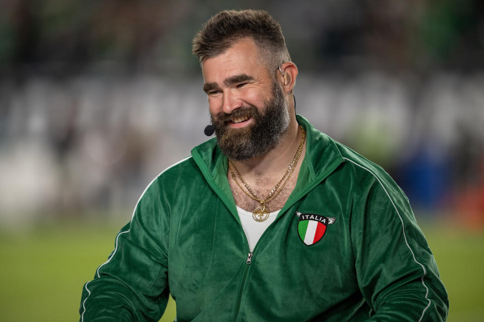 PHILADELPHIA, PA - SEPTEMBER 16: Jason Kelce before   the game between the Philadelphia Eagles and the Atlanta Falcons on September 16th, 2024 at Lincoln Financial Field in Philadelphia, PA. (Photo by Terence Lewis/Icon Sportswire via Getty Images)