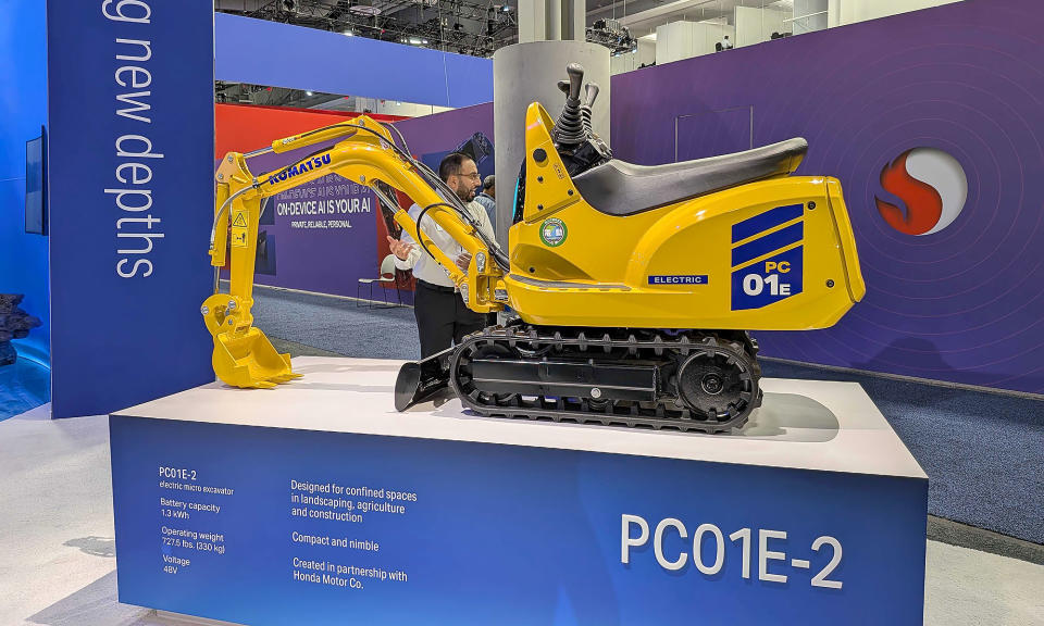 Komatsu PC01E-2 excavator