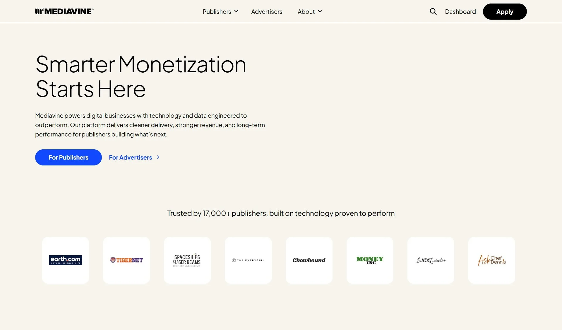 Página de inicio de Mediavine que muestra las características de la plataforma de gestión de anuncios