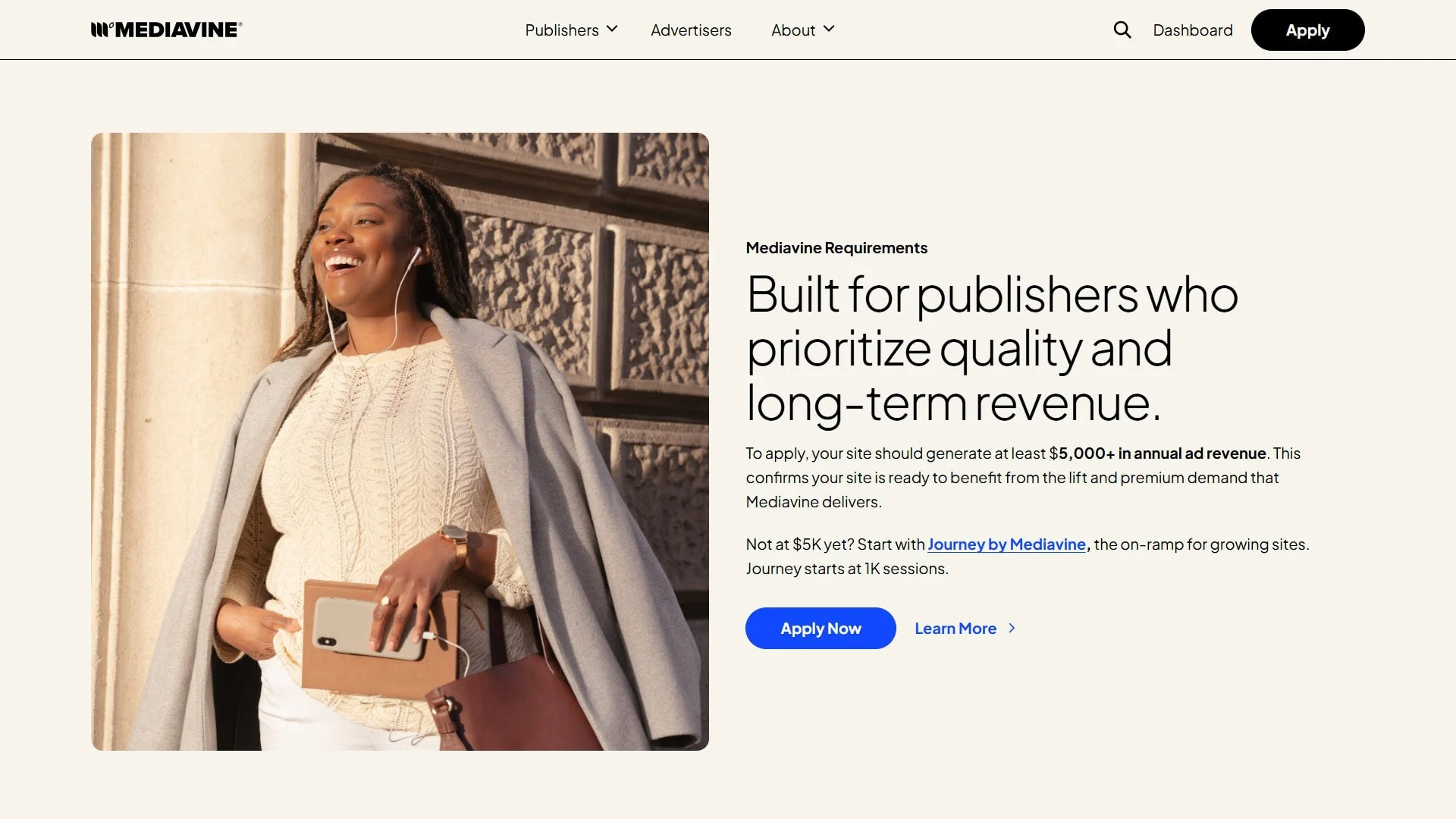Lista de verificación de requisitos de Mediavine 2026 para la calificación de blog