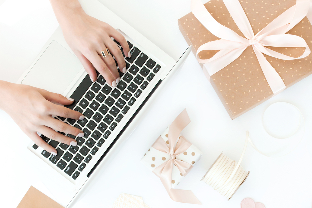 如何为购物者撰写礼品指南的战略规划