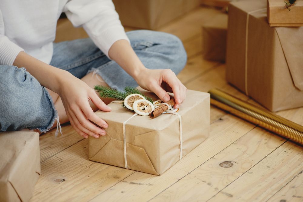 构建如何撰写礼品指南的视觉布局